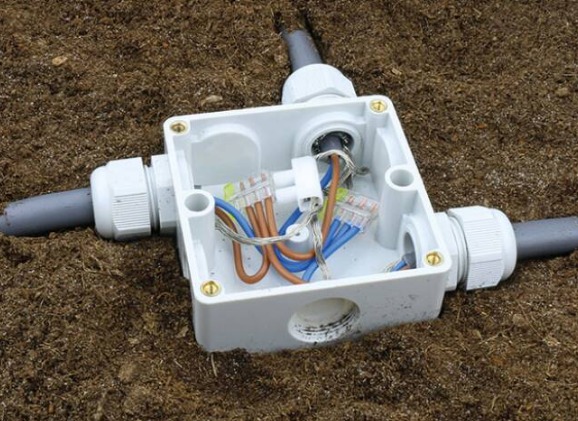 Giessharz verbindungsmuffe (wasserdichte Verbindung zum Erdkabel) 4 Giessharz verbindungsmuffe (wasserdichte Verbindung zum Erdkabel) – Bild 4